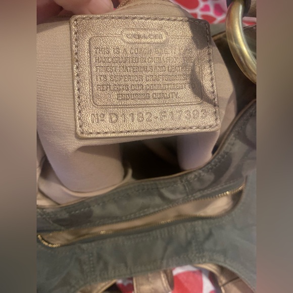 COACH Signature Hobo Shoulder Bag. Green and Tan. VINTAGE....
